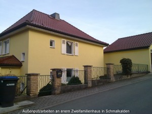 Außenputzarbeiten an einem Zweifamilienhaus in Schmalkalden